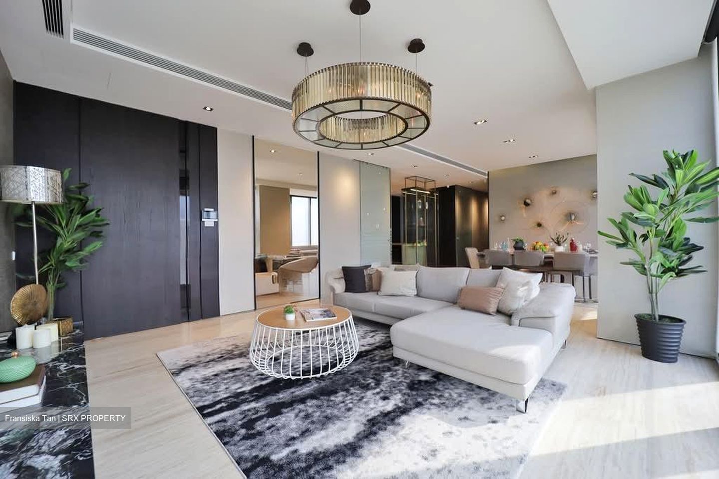 TwentyOne Angullia Park (D9), Condominium #577958581